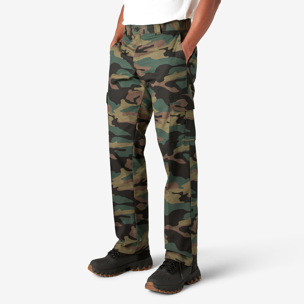 Dickies Mens Regular Fit Straight Leg Twill Cargo Pant, Hunter Green Camo -  WP595