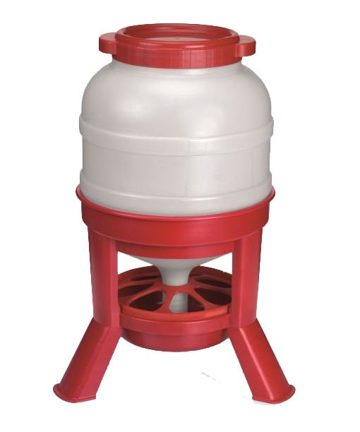 Miller Manufacturing 45 lbs Capacity Plastic Dome Feeder - DOMEFDR45