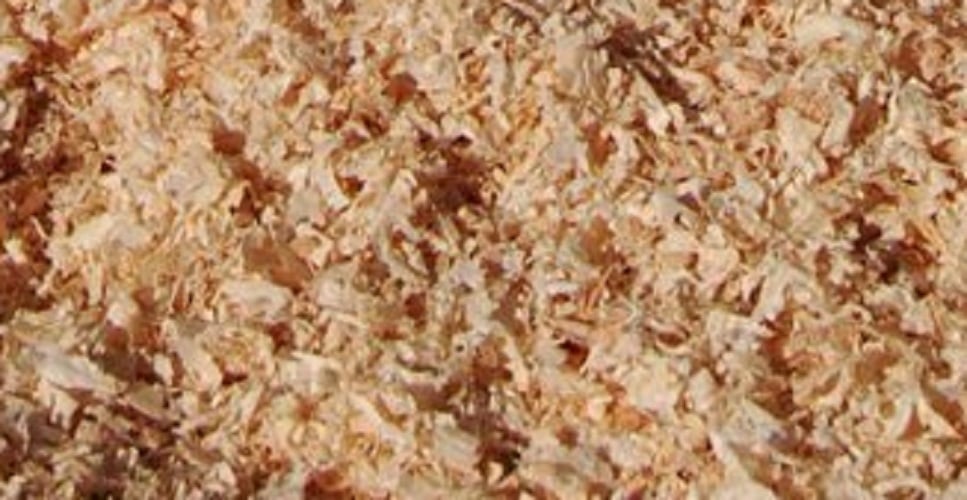 Natural Wood Medium Flake Pine Shavings